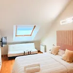 Golden Vedra Residences Pontevedra